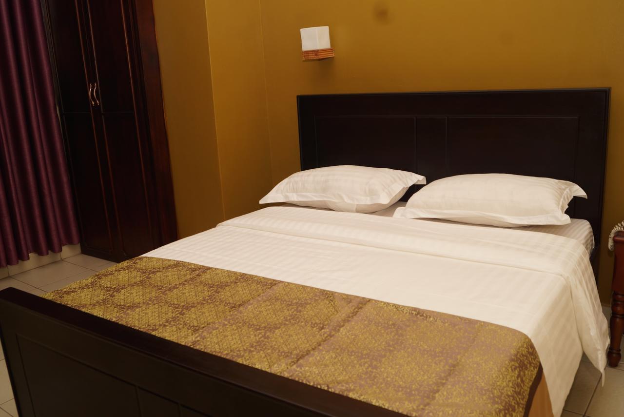 Diamonds Hotel Kampala Luaran gambar