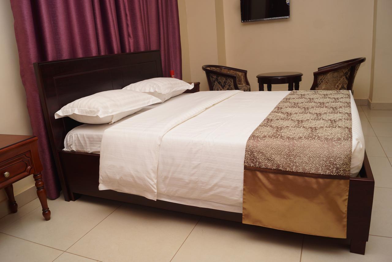 Diamonds Hotel Kampala Luaran gambar
