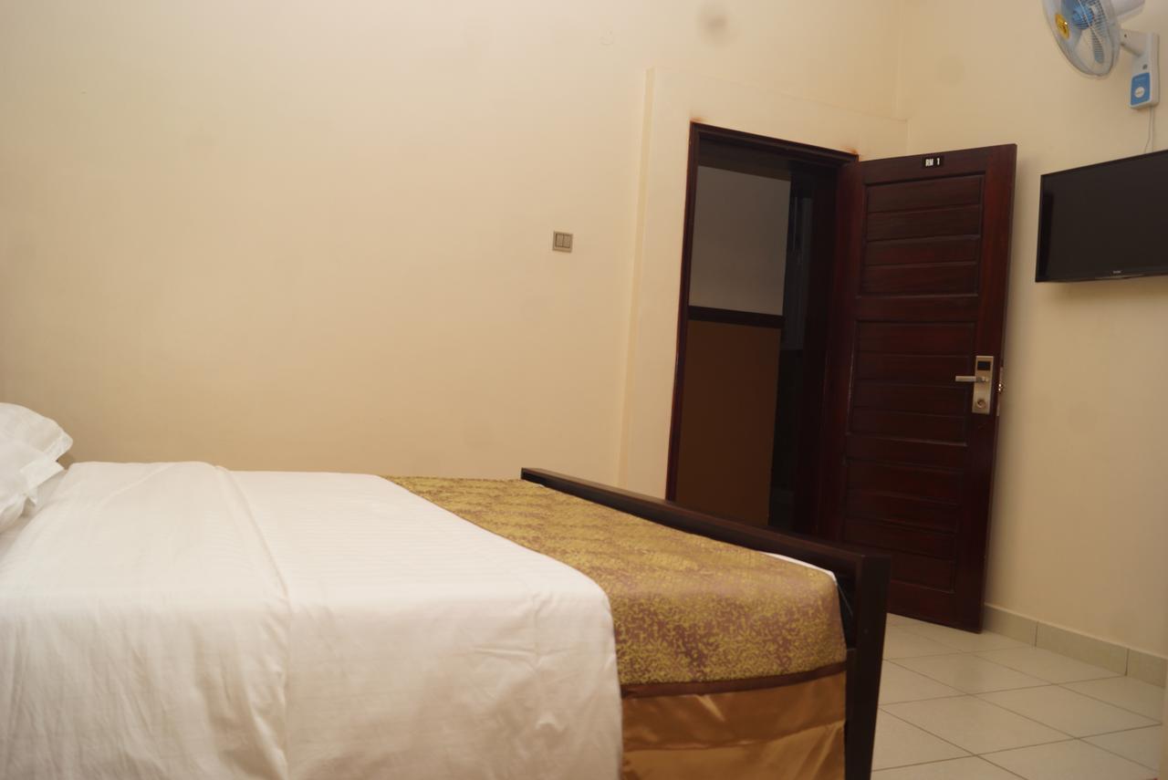 Diamonds Hotel Kampala Luaran gambar
