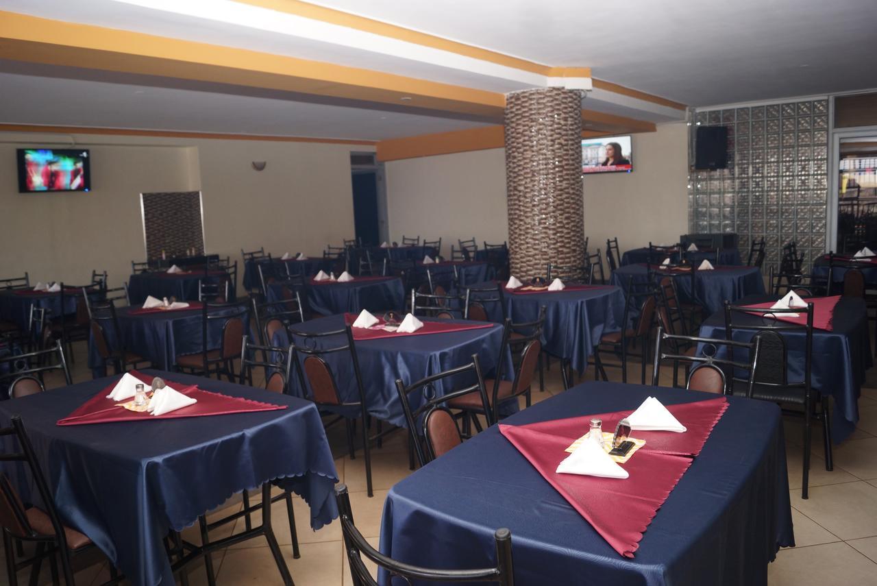 Diamonds Hotel Kampala Luaran gambar